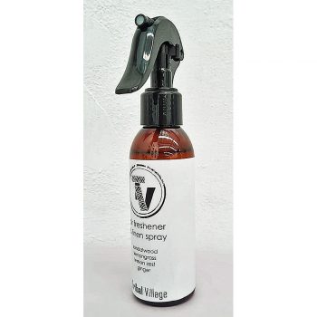 Air freshener & linen spray Sandalwood, lemongrass, lemon zest & ginger